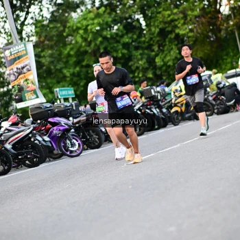 Runner Photo 4115428