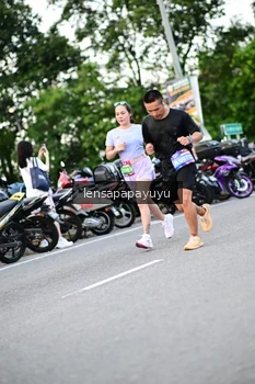 Runner Photo 4115434
