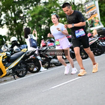 Runner Photo 4115445
