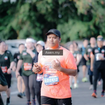 Runner Photo 4115450