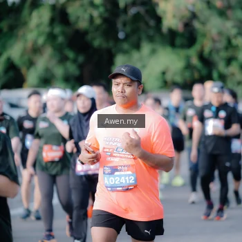 Runner Photo 4115463