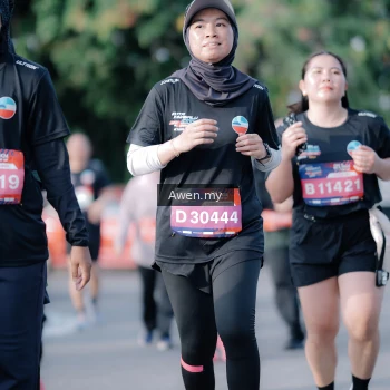 Runner Photo 4115476