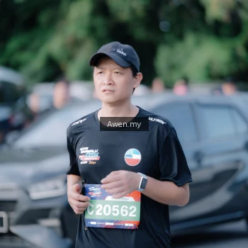 Runner Photo 4115486