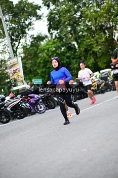 Runner Photo 4115492