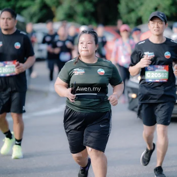 Runner Photo 4115505