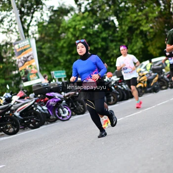 Runner Photo 4115506