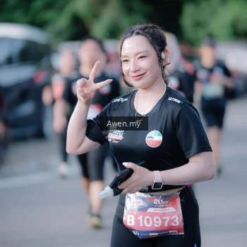 Runner Photo 4115518