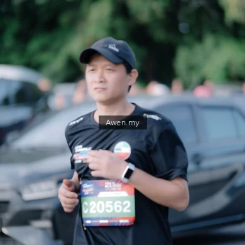 Runner Photo 4115521