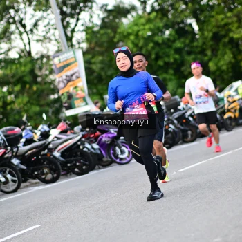 Runner Photo 4115523