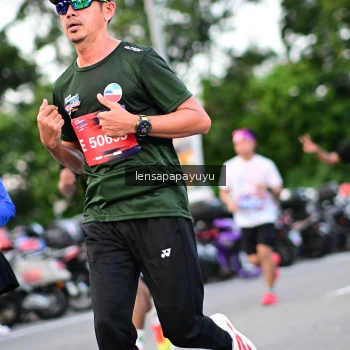 Runner Photo 4115532