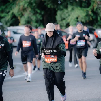 Runner Photo 4115537