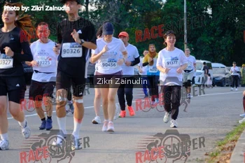 Runner Photo 411556