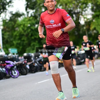 Runner Photo 4115577