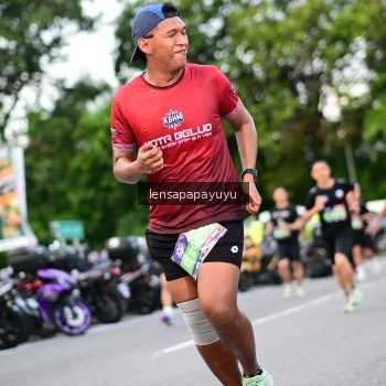 Runner Photo 4115578