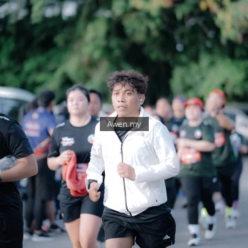 Runner Photo 4115608