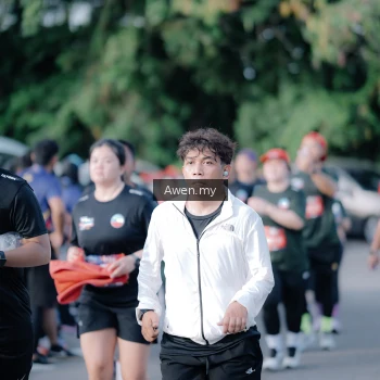 Runner Photo 4115614