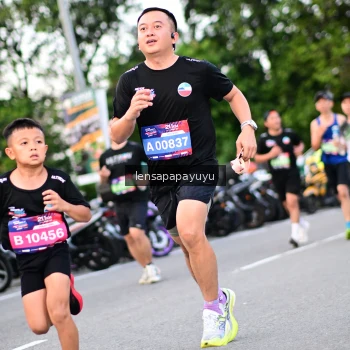 Runner Photo 4115616