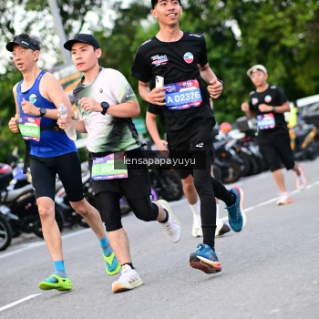 Runner Photo 4115639