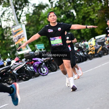 Runner Photo 4115644