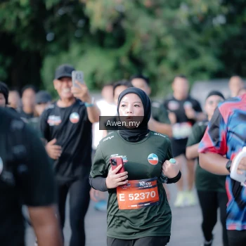 Runner Photo 4115650