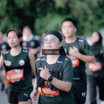 Runner Photo 4115653