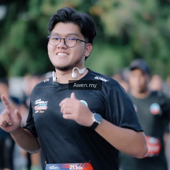 Runner Photo 4115662