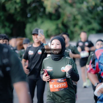 Runner Photo 4115669