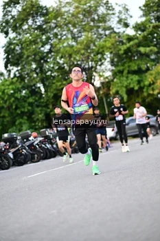 Runner Photo 4115682