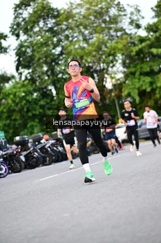 Runner Photo 4115687