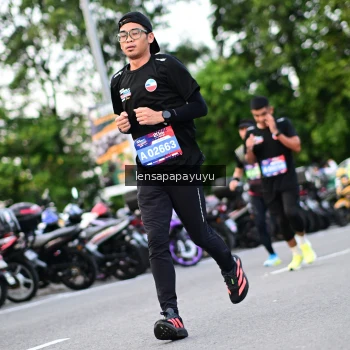 Runner Photo 4115689