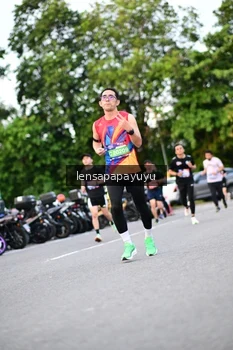 Runner Photo 4115691