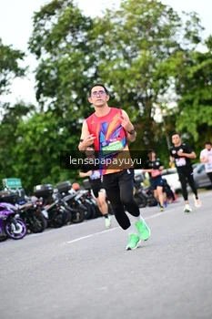 Runner Photo 4115699