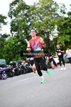 Runner Photo 4115700