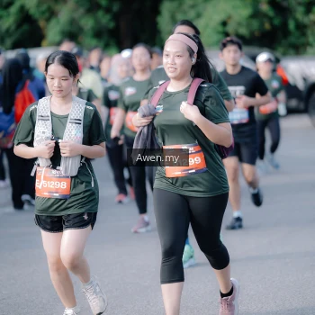 Runner Photo 4115727