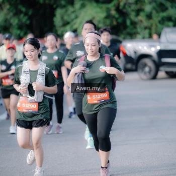 Runner Photo 4115738