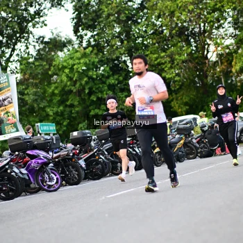 Runner Photo 4115744