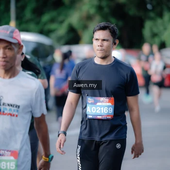 Runner Photo 4115761