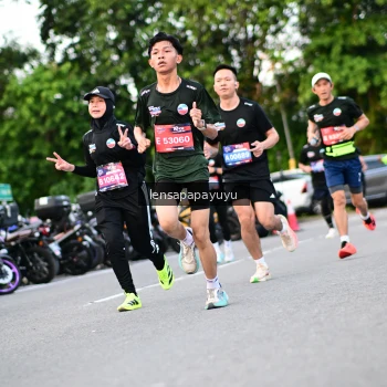 Runner Photo 4115769
