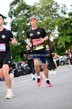 Runner Photo 4115804