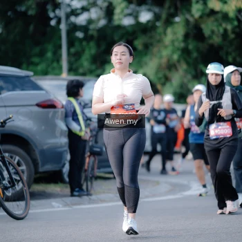 Runner Photo 4115815