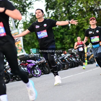 Runner Photo 4115830