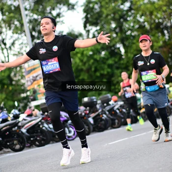 Runner Photo 4115847