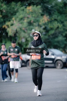 Runner Photo 4115848