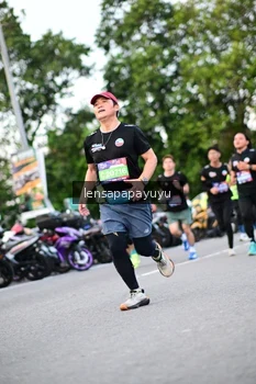 Runner Photo 4115864