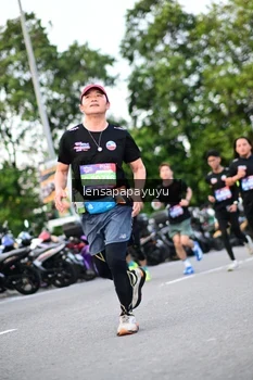 Runner Photo 4115868