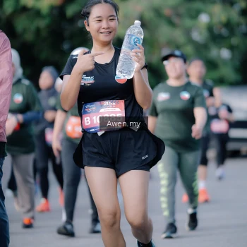 Runner Photo 4115878