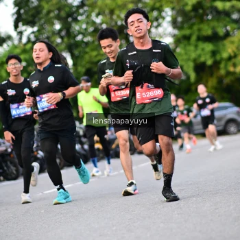 Runner Photo 4115889