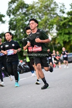 Runner Photo 4115891