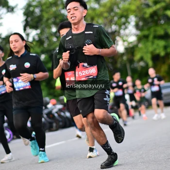 Runner Photo 4115892