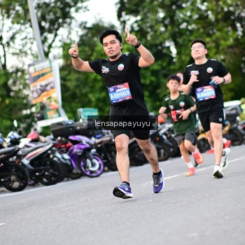 Runner Photo 4115904